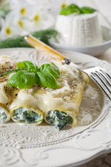 cannelloni ricotta&spinach-cannelloni ricotta spinaci