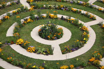 Labyrinthe fleuri