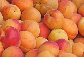 Fototapeta na wymiar Fresh natural apricot background
