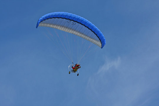 ulm paramoteur 2 places en vol