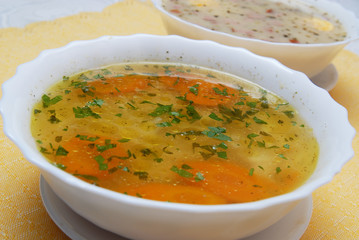 broth , chicken soup with noodles