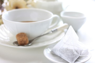 Tea bag and Milk tea