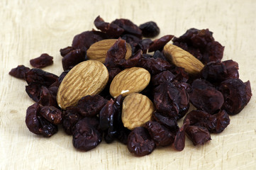 mix of raisins and almond nut