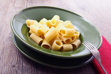 maccheroni burro e formaggio
