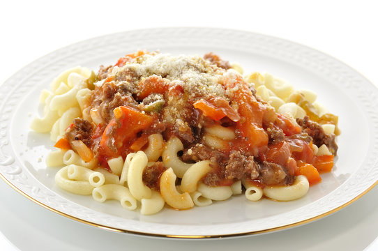 macaroni with sauce and vegetables