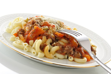 macaroni with sauce and vegetables