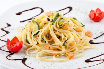 Spaghetti Zucchine e Gamberetti