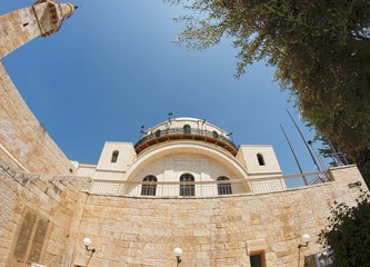 Fototapeta premium Fish-eye view of Hurva Synagogue in the Old City in Jerusalem