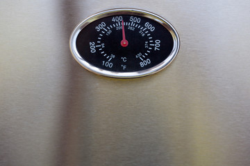outdoor grill temperature guage