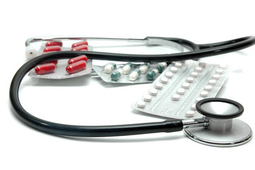 Fonendoscopio y medicamentos