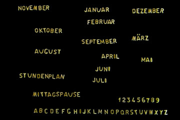 Buchstabensuppe schwarz