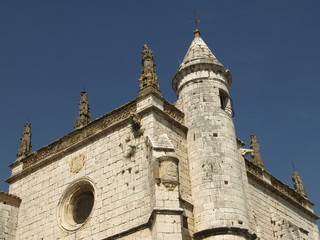 Fototapeta na wymiar Kościół San Antolin w Tordesillas