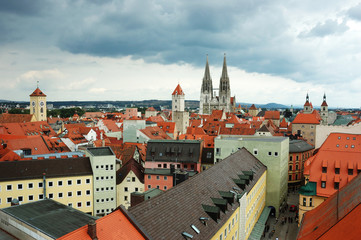 Fototapeta na wymiar Stare Regensburg dachy, Bawaria, Niemcy, dziedzictwa Unesco