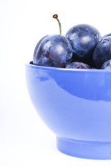 plums in bowl
