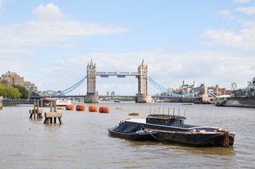 Obraz premium Towerbridge - London Aug. 2010