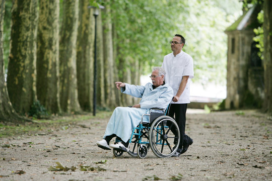 Handicap Senior m&eacute;decin parc