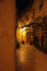 Fototapeta na wymiar Maltese street in the evening