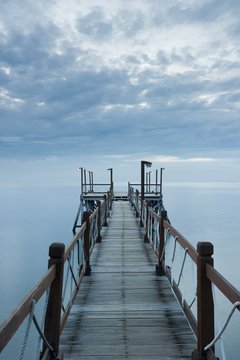 peaceful dock early in the morning