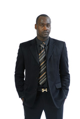 Homme noir en costume