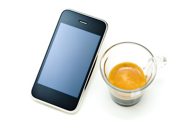Mobiltelefon und Espresso