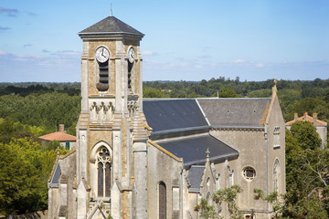 france; 85; talmont saint hilaire : église