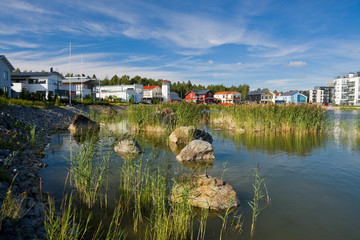 Obraz premium Satelite town around lake