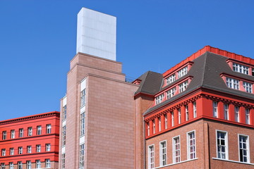 Berlin, Rotes Gebäude