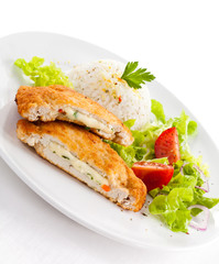 Stuffed turkey fillet with white rice  and vegetable salad