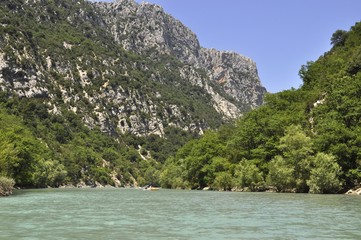 Intérieur des gorges du Verdon. 19