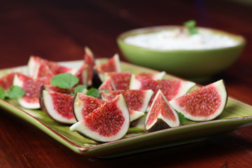 Fig appetizers with nut and honey cheese dip