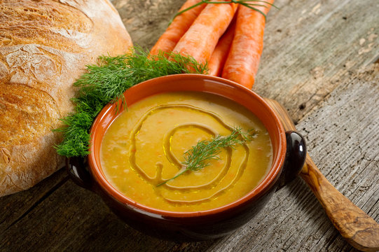 carrot soup-zuppa di carote