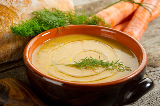 carrot soup-zuppa di carote