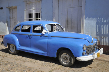 auto bleue 1