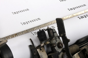 Impressum - alte Schreibmaschine