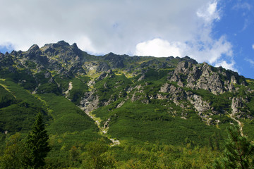 Fototapeta na wymiar skałki w Tatrach