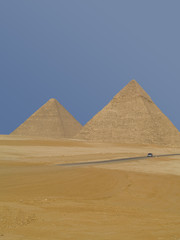 Fototapeta na wymiar Pirámides, maravillas del mundo, El Cairo, Egipto