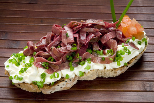 bruschetta de pastrami