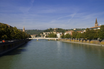 Fototapeta na wymiar Adige River in Verona