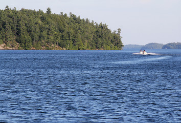 Fototapeta na wymiar Boat on lake