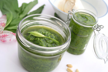 Bärlauchpesto