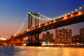 Fototapeta na wymiar Manhattan Bridge sunset New York City