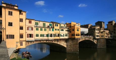 Fototapeta na wymiar Ponte Vecchio we Florencji