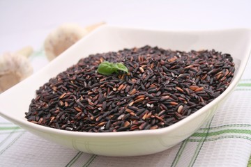 Schwarzer Klebereis