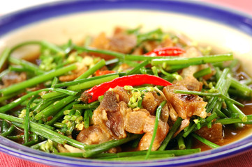 Fried pork with Chive Flowers