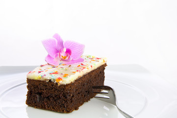 Schoko Kuchen mit Orchidee