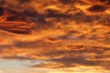 tramonto dopo il temporale