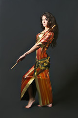 Obraz na płótnie Canvas Oriental dancer cabaret woman