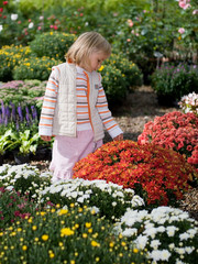 girl with chrysanthemums