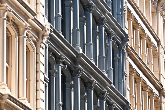 Fototapeta facade of old houses downtown in New York