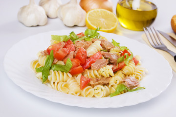 Tuna and pasta salad